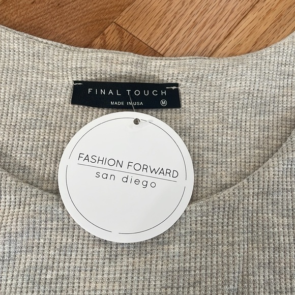 [Final touch] fashion forward San Diego, crop top - Picture 3 of 4